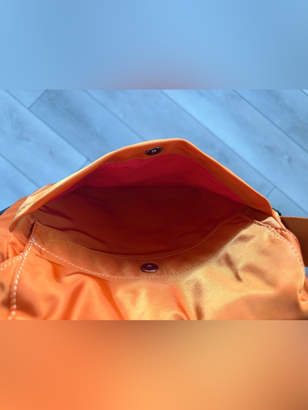 EUC Tumi Voyageur Lugano Messenger Bag Tangerine - Picture 7 of 14
